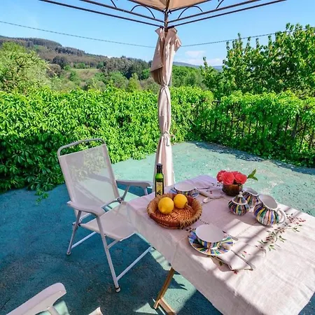 2 Bedrooms House With Enclosed Garden And Wifi At Baralla