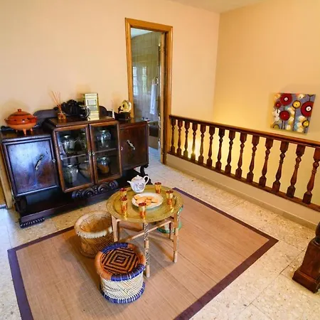 2 Bedrooms House With Enclosed Garden And Wifi At Σπίτι διακοπών